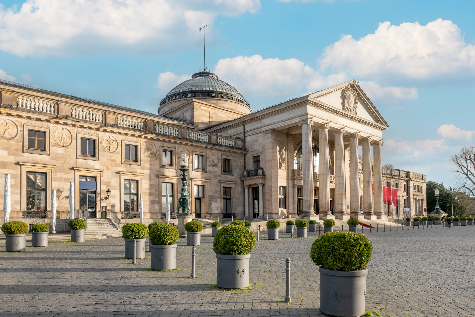 sonnige-aussichten-fuer-wiesbaden-photovoltaik-als-nachhaltige-loesung